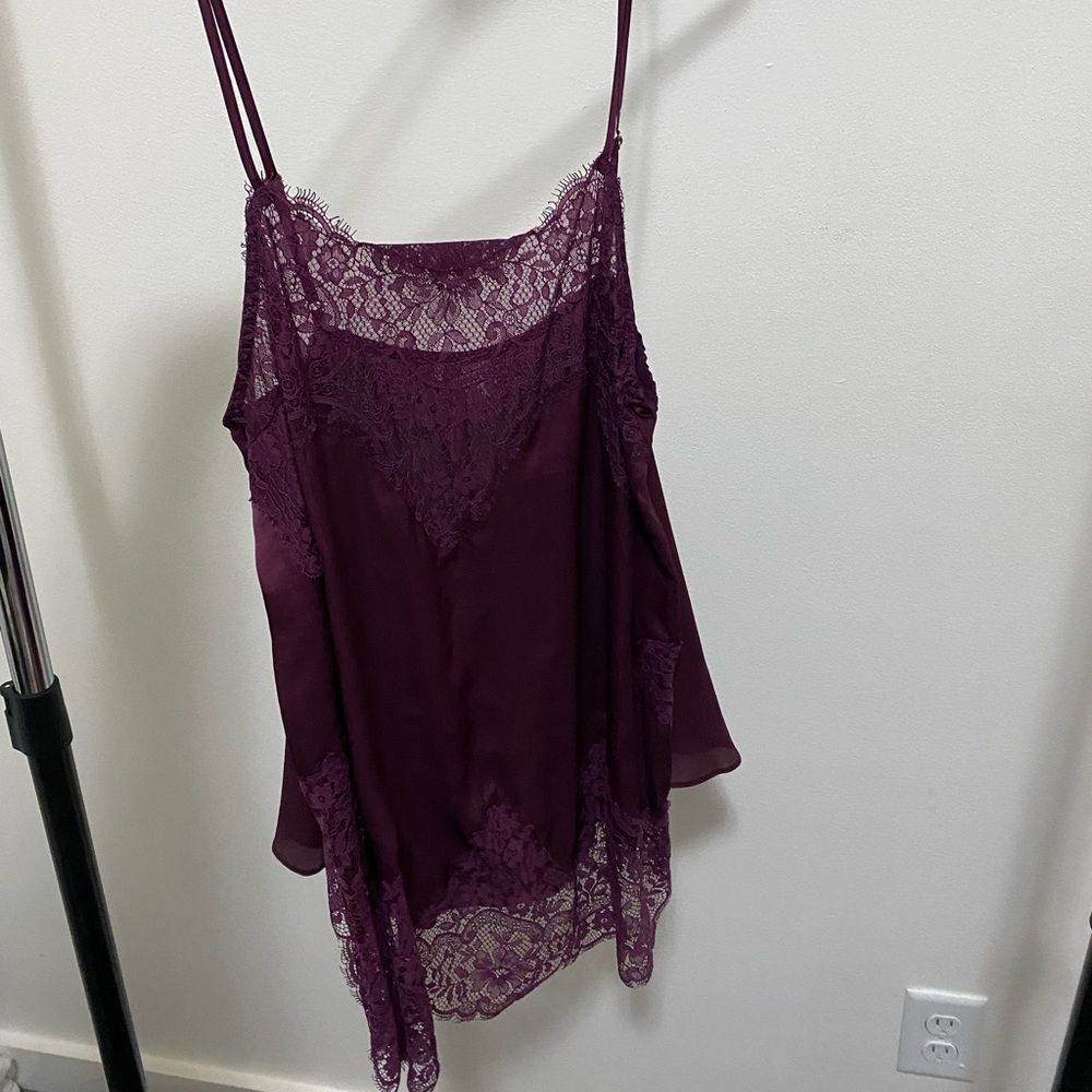 🛑 SOLD 🛑 Victoria’s Secret - maroon lace teddy